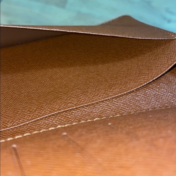 LOUIS VUITTON Porte Cartes Credit Bifold Monogram - Picture 6 of 10